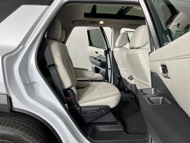 New 2026 Nissan Pathfinder SL w/ SL Premium Package FWD image 49