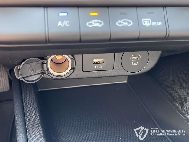 New 2026 Hyundai Elantra SE FWD image 24