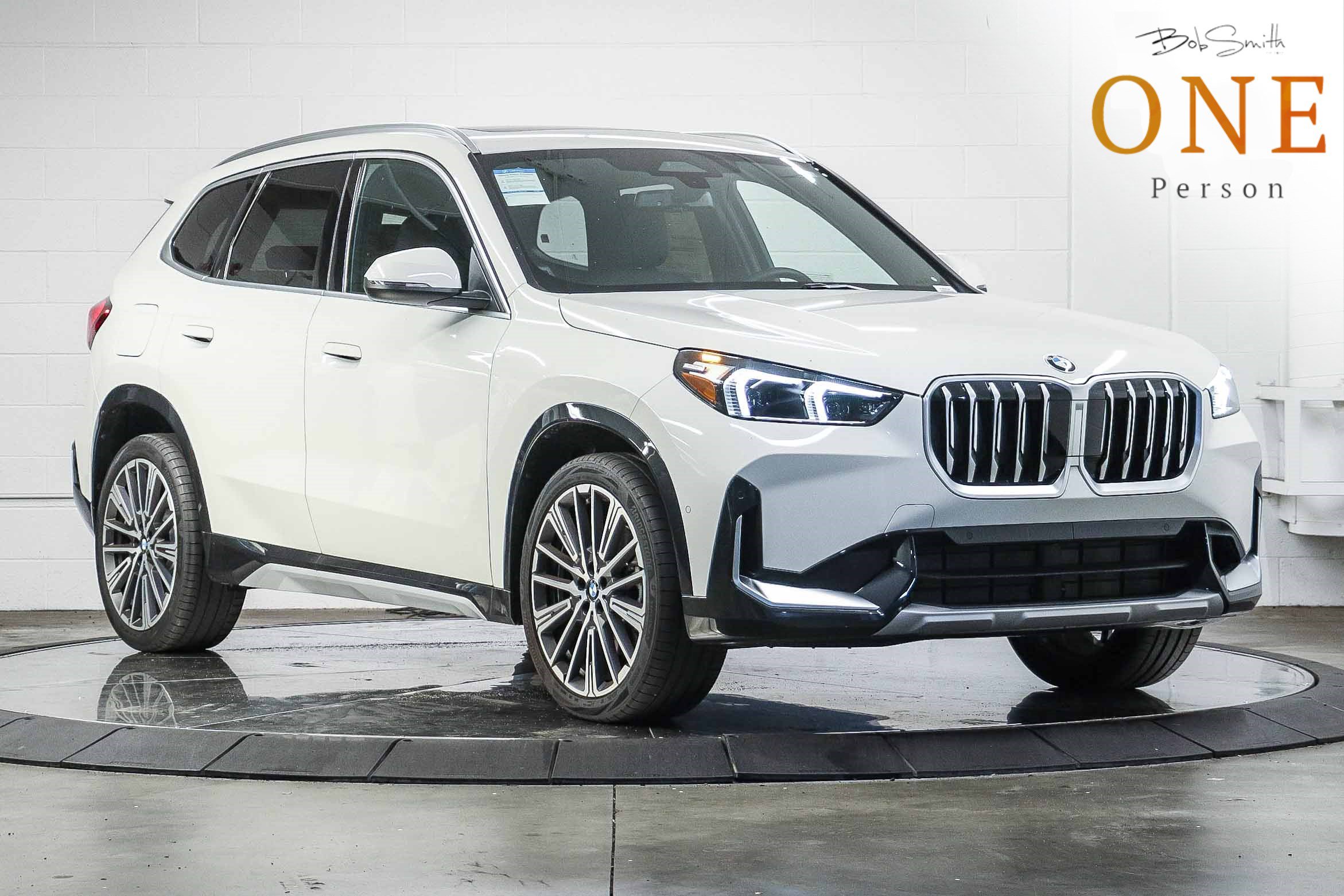 New 2026 BMW X1 xDrive28i w/ Convenience Package