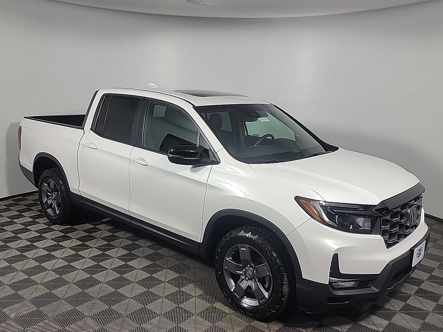 Certified 2024 Honda Ridgeline TrailSport image 2