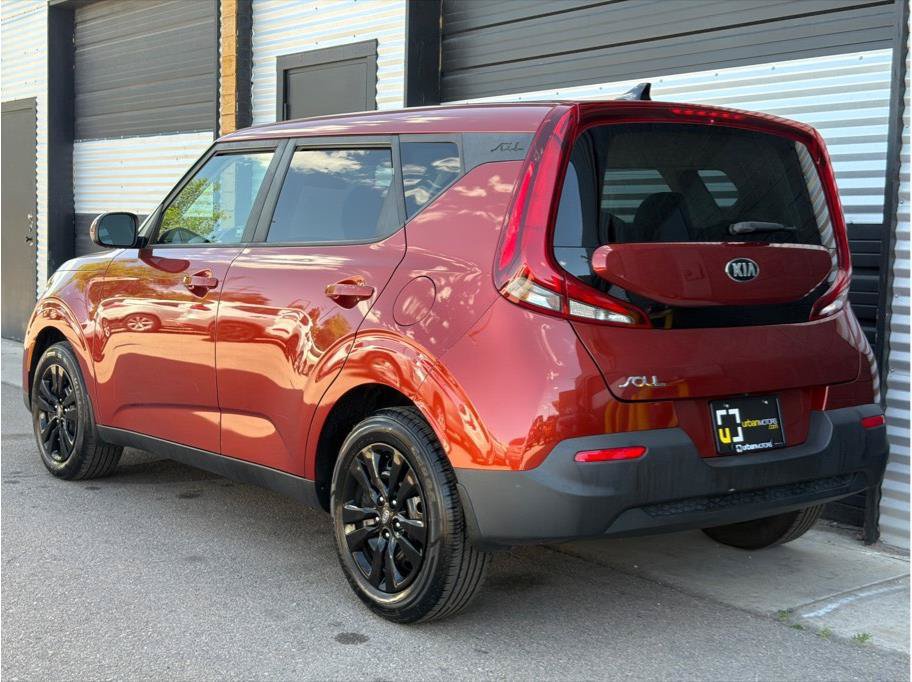 Used 2020 Kia Soul LX FWD image 8