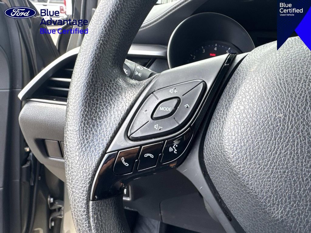 Used 2021 Toyota C-HR LE FWD image 8