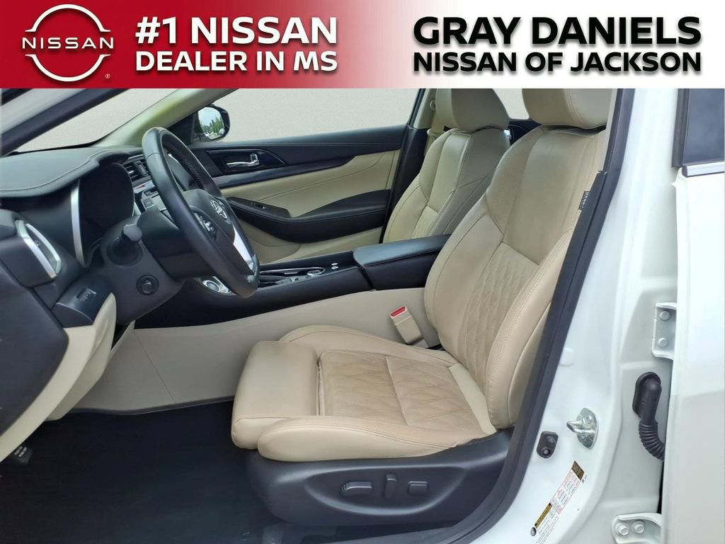 Used 2023 Nissan Maxima Platinum w/ Sport Mat Group FWD image 23
