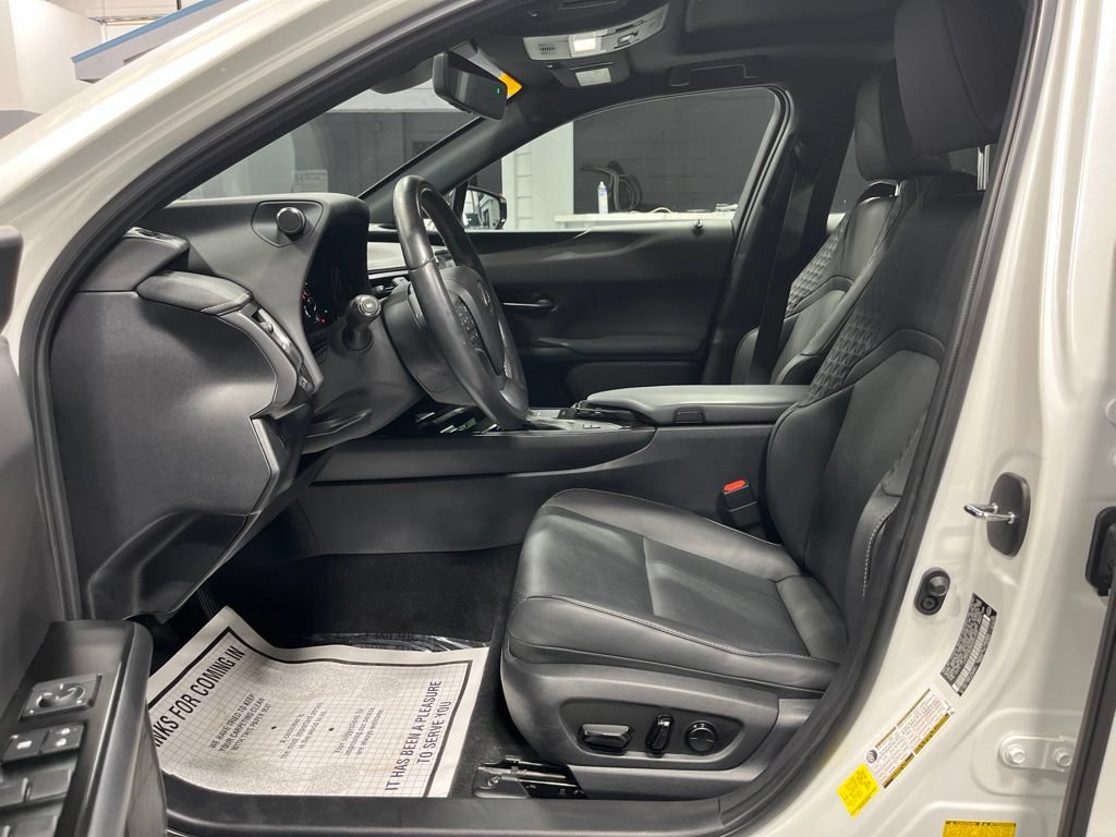 Used 2022 Lexus UX 250h w/ Premium Package AWD/4WD image 15