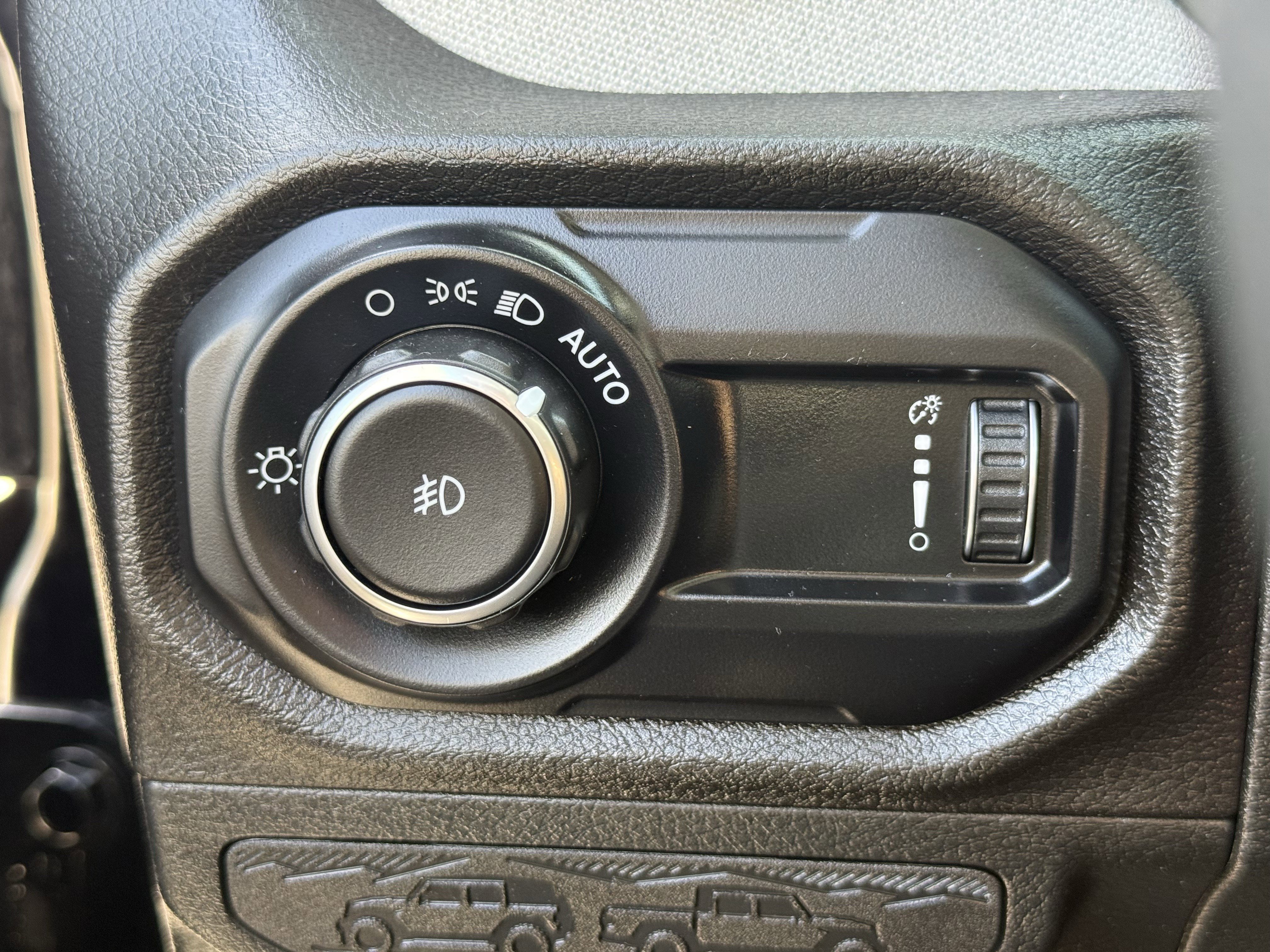 Used 2024 Jeep Wrangler Sport S image 25