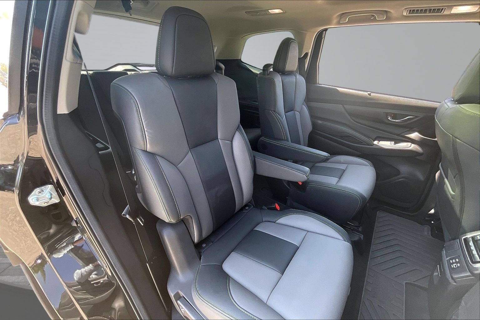 Certified 2025 Subaru Ascent Onyx Edition AWD/4WD image 28