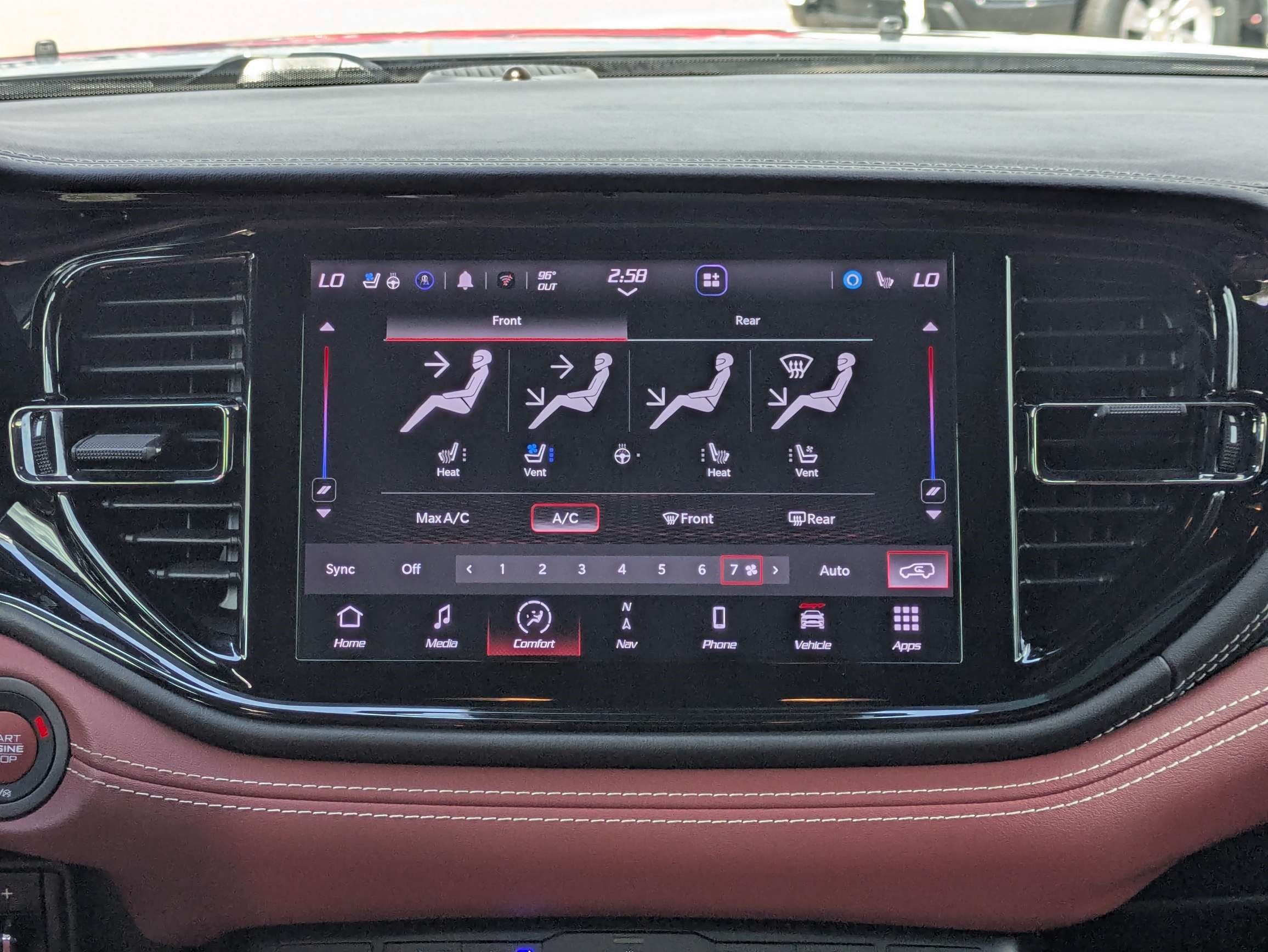 Used 2024 Dodge Durango SRT AWD/4WD image 17
