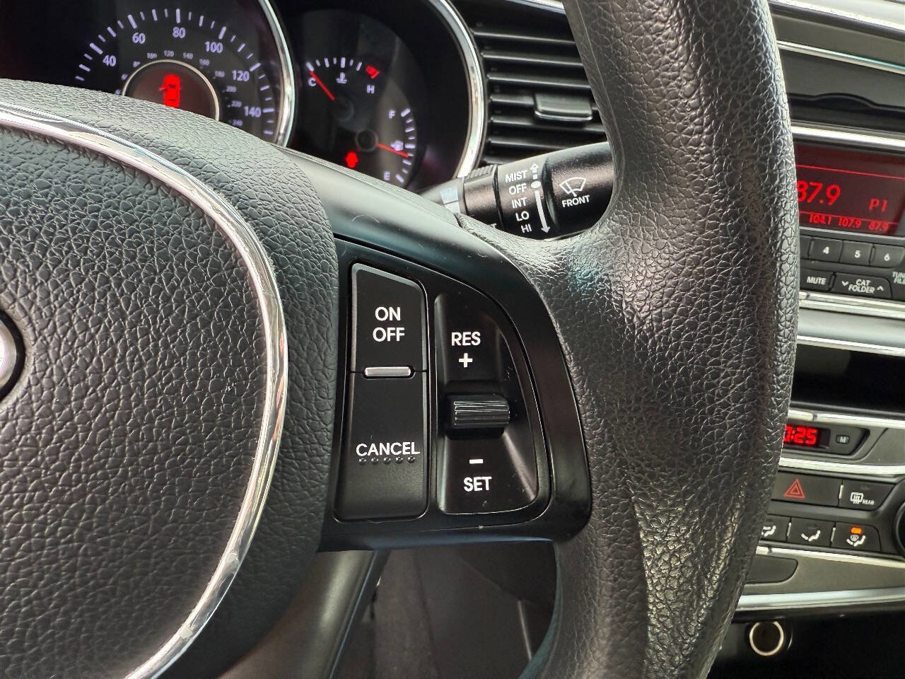 Used 2012 Kia Optima LX image 28