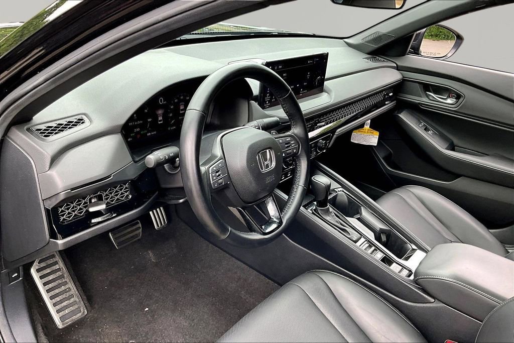 Used 2024 Honda Accord Sport image 14