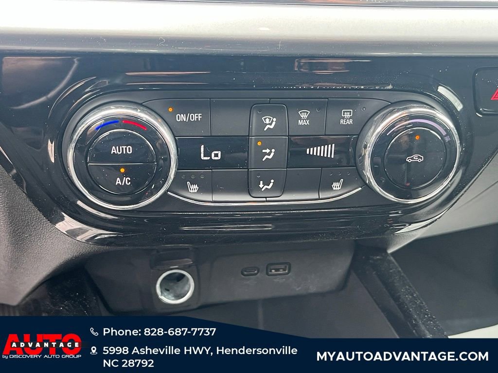 Used 2024 Chevrolet Trax LT w/ Driver Confidence Package FWD image 16