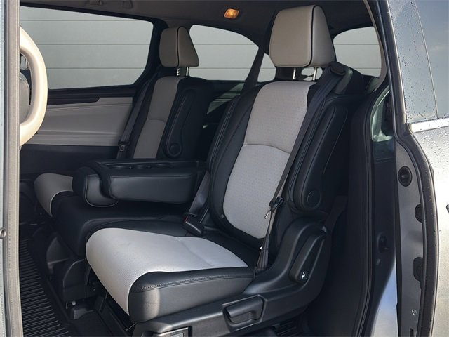 Used 2025 Honda Odyssey Elite image 22