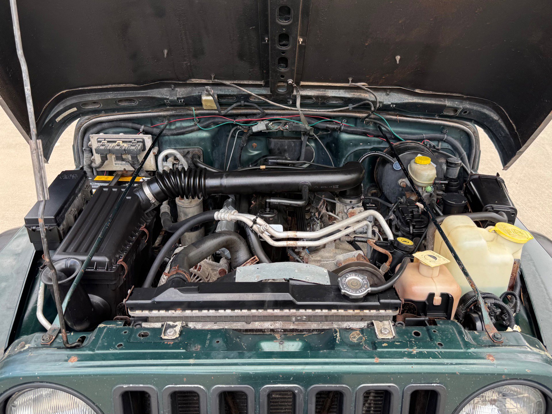Used 2000 Jeep Wrangler Sport image 4