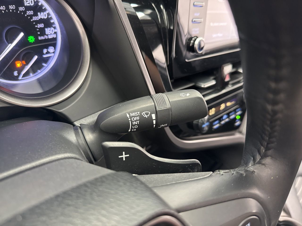 Used 2021 Toyota Camry SE FWD image 21