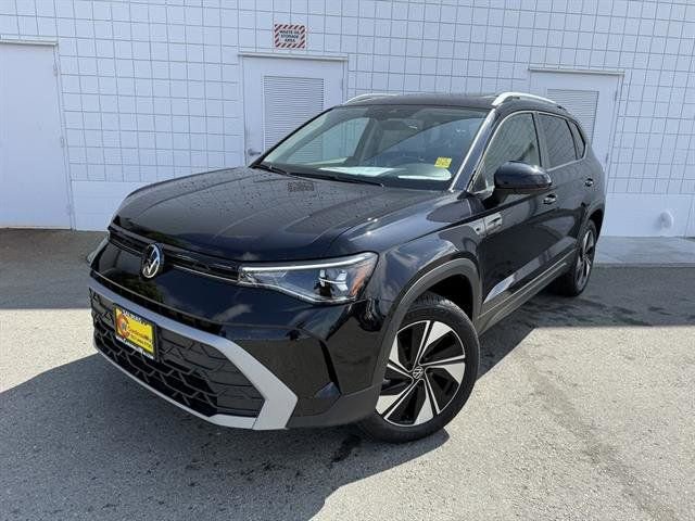 New 2025 Volkswagen Taos SE