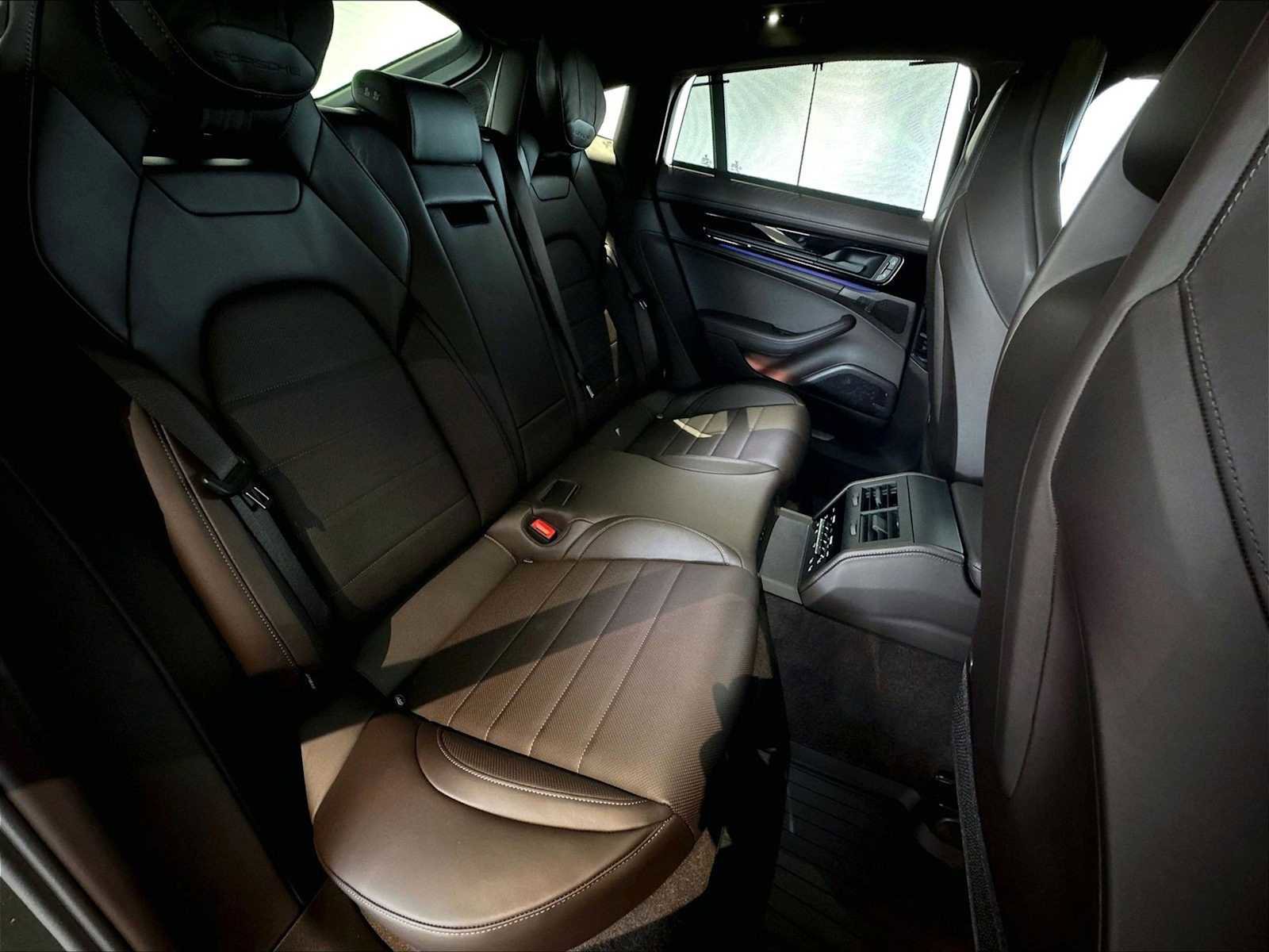 New 2026 Porsche Panamera 4 AWD/4WD image 29