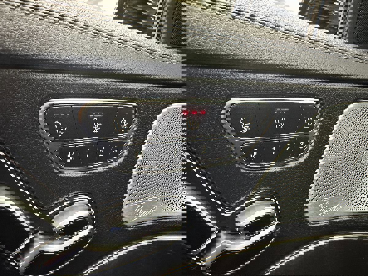 Used 2017 Mercedes-Benz S 550 4MATIC Sedan image 18