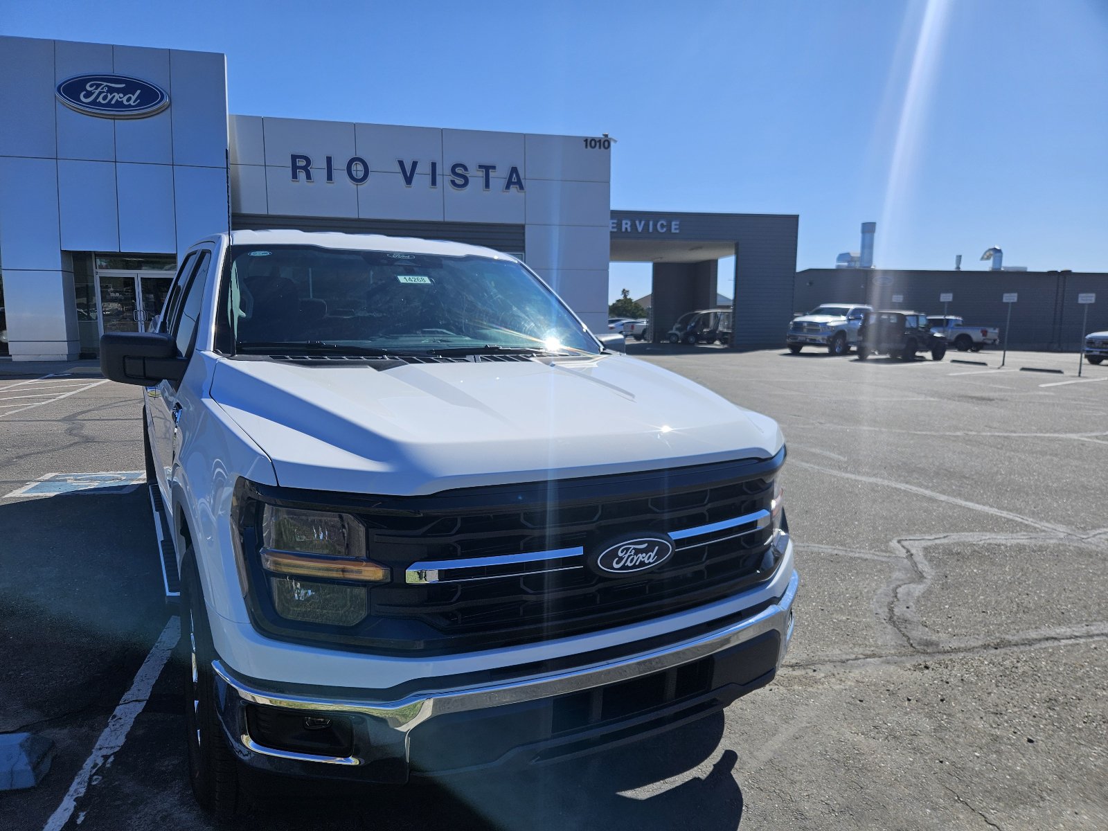New 2026 Ford F150 XLT w/ XLT Chrome Appearance Package RWD image 7