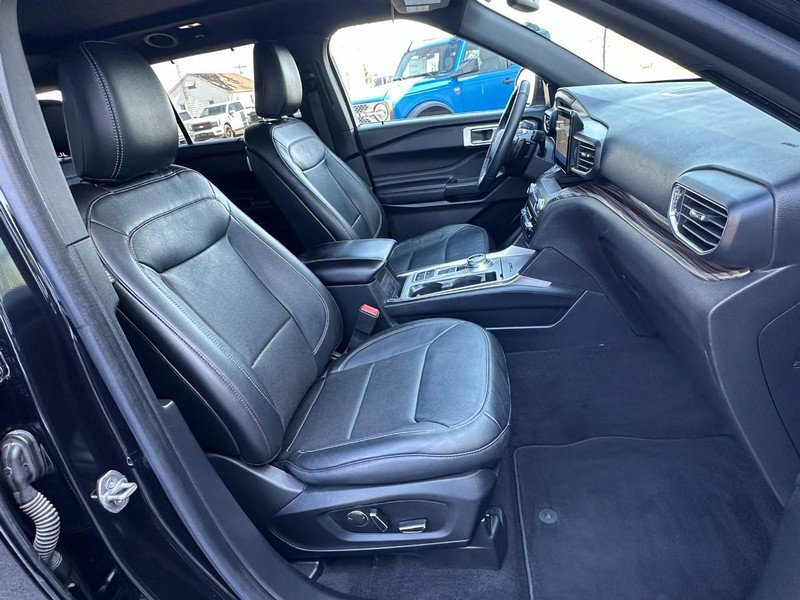 Used 2020 Ford Explorer Limited RWD image 15