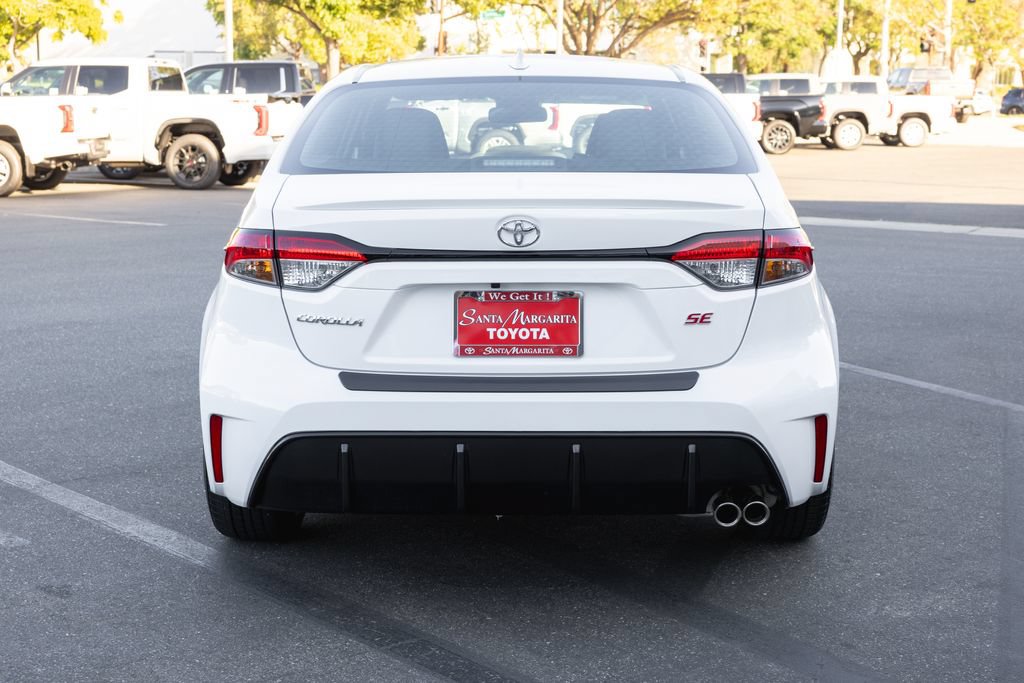 Used 2026 Toyota Corolla SE FWD image 6