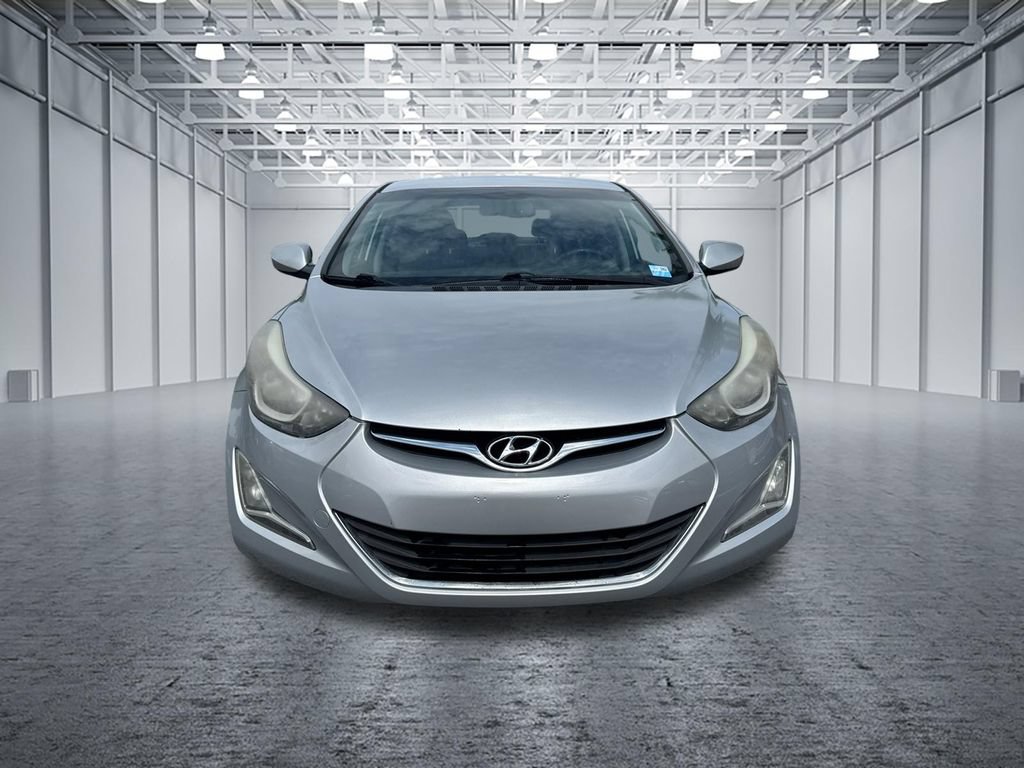 Used 2015 Hyundai Elantra SE w/ Option Group 02 FWD image 2