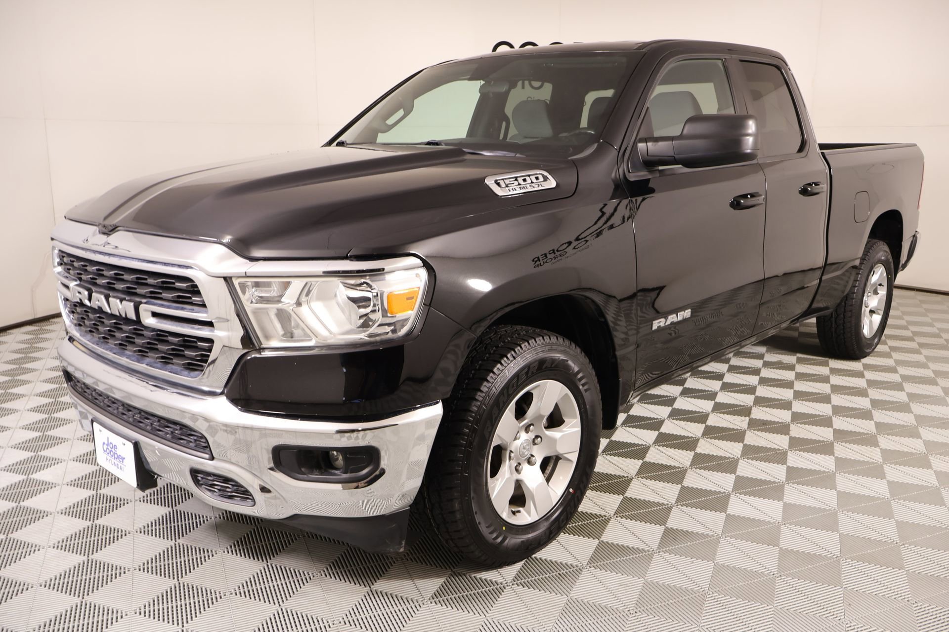 Used 2022 RAM 1500 Big Horn RWD image 9