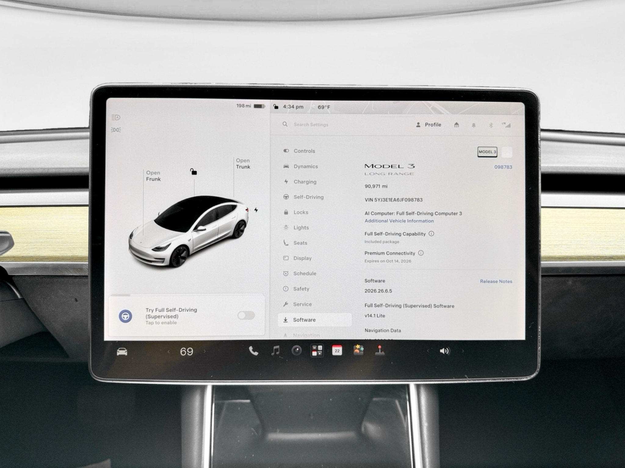 Used 2018 Tesla Model 3 Long Range RWD image 12