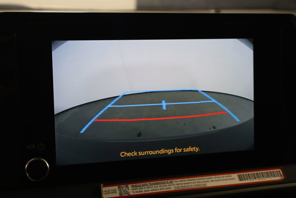 Used 2025 Toyota Prius XLE image 39