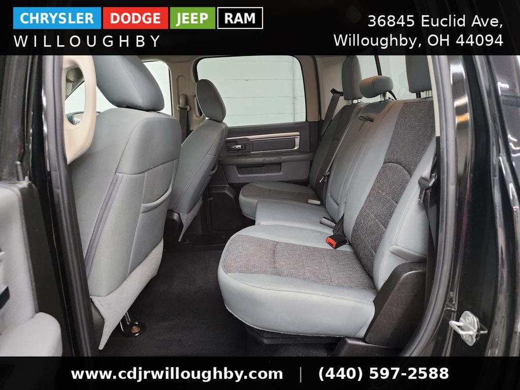 Used 2019 RAM 1500 Classic SLT w/ Black Appearance Group AWD/4WD image 29