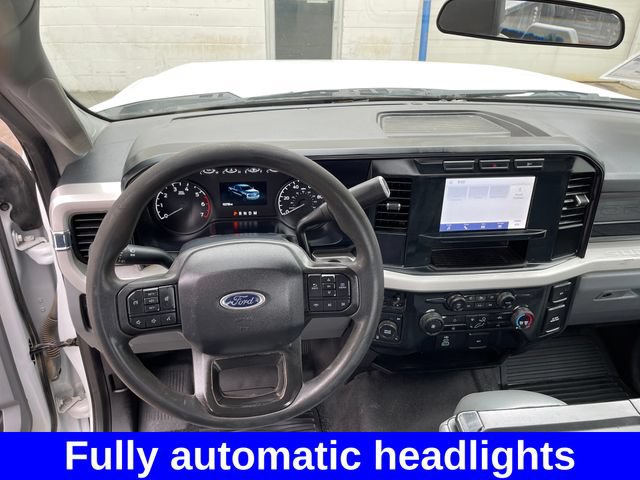 Used 2023 Ford F250 XL w/ Snow Plow/Camper Package AWD/4WD image 12