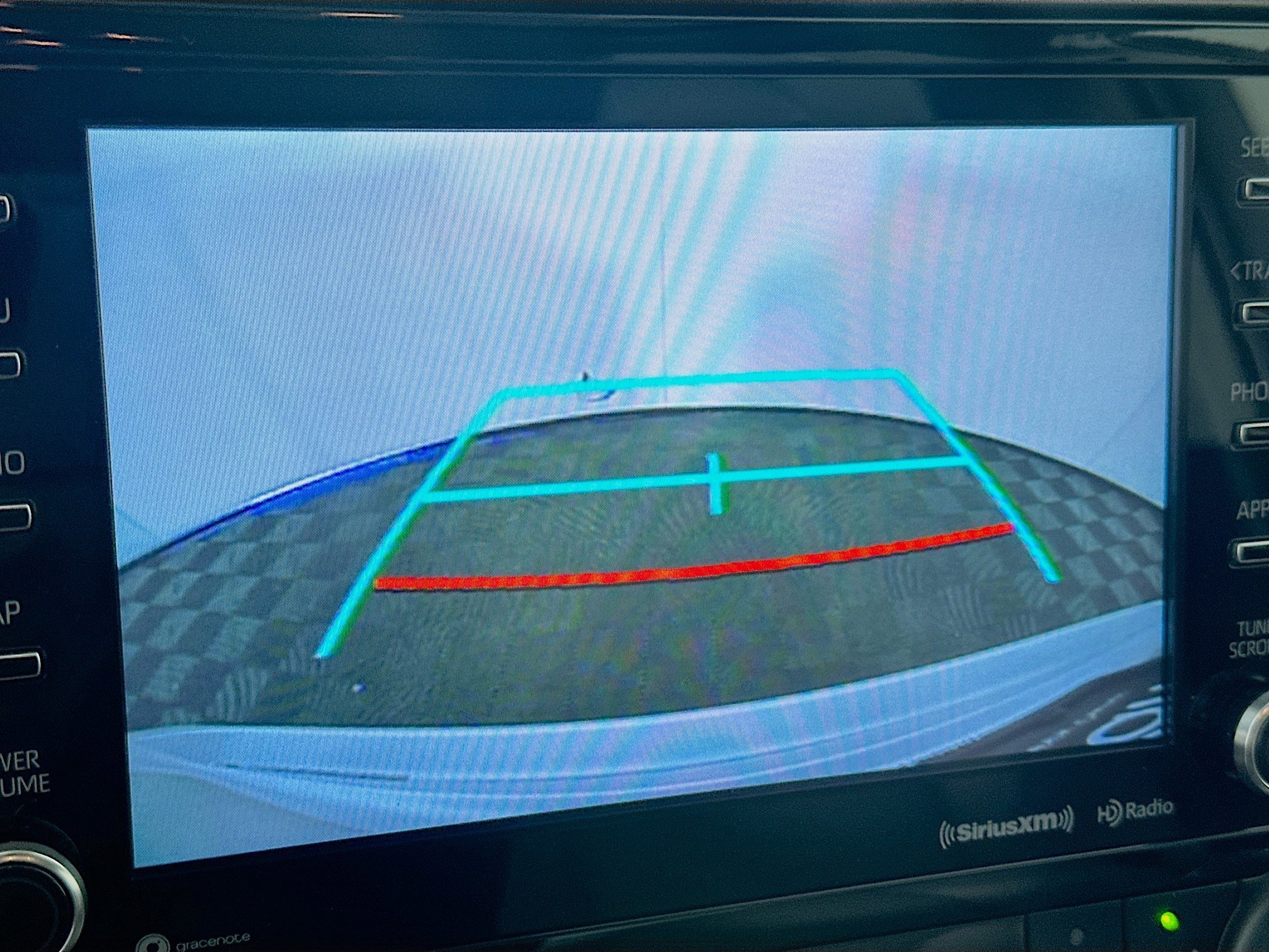 Used 2022 Toyota Highlander XLE image 23