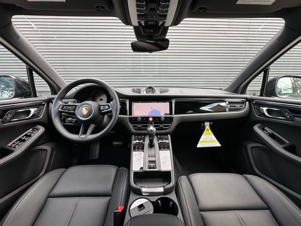 Used 2026 Porsche Macan S AWD/4WD image 6