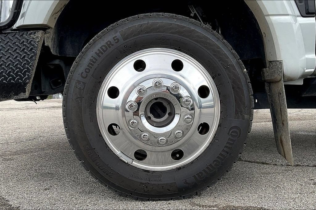 Used 2025 Ford F450 Platinum AWD/4WD image 30