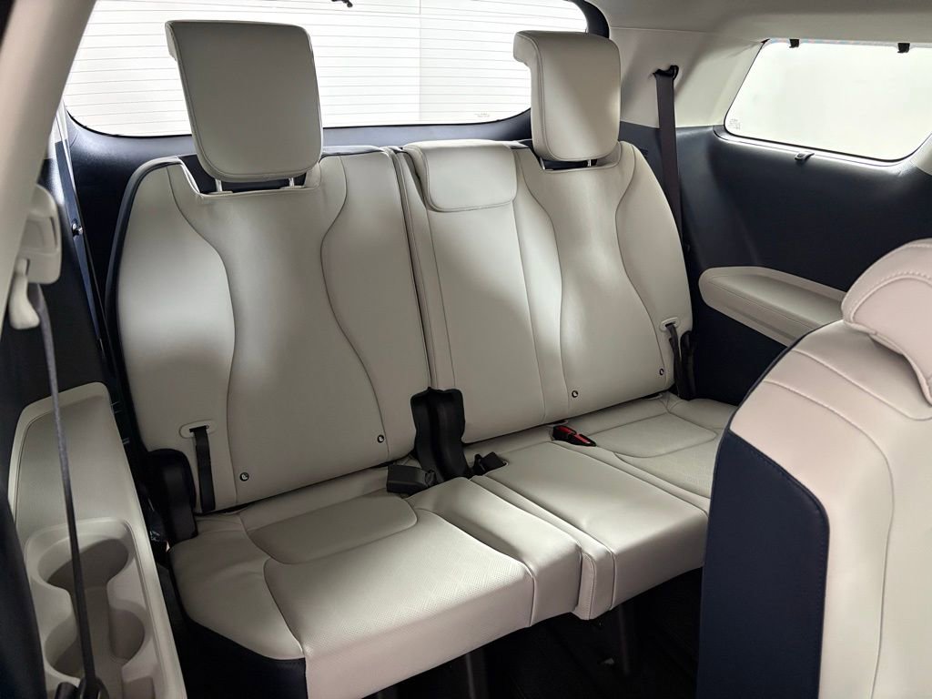 New 2026 Kia Carnival EX image 45