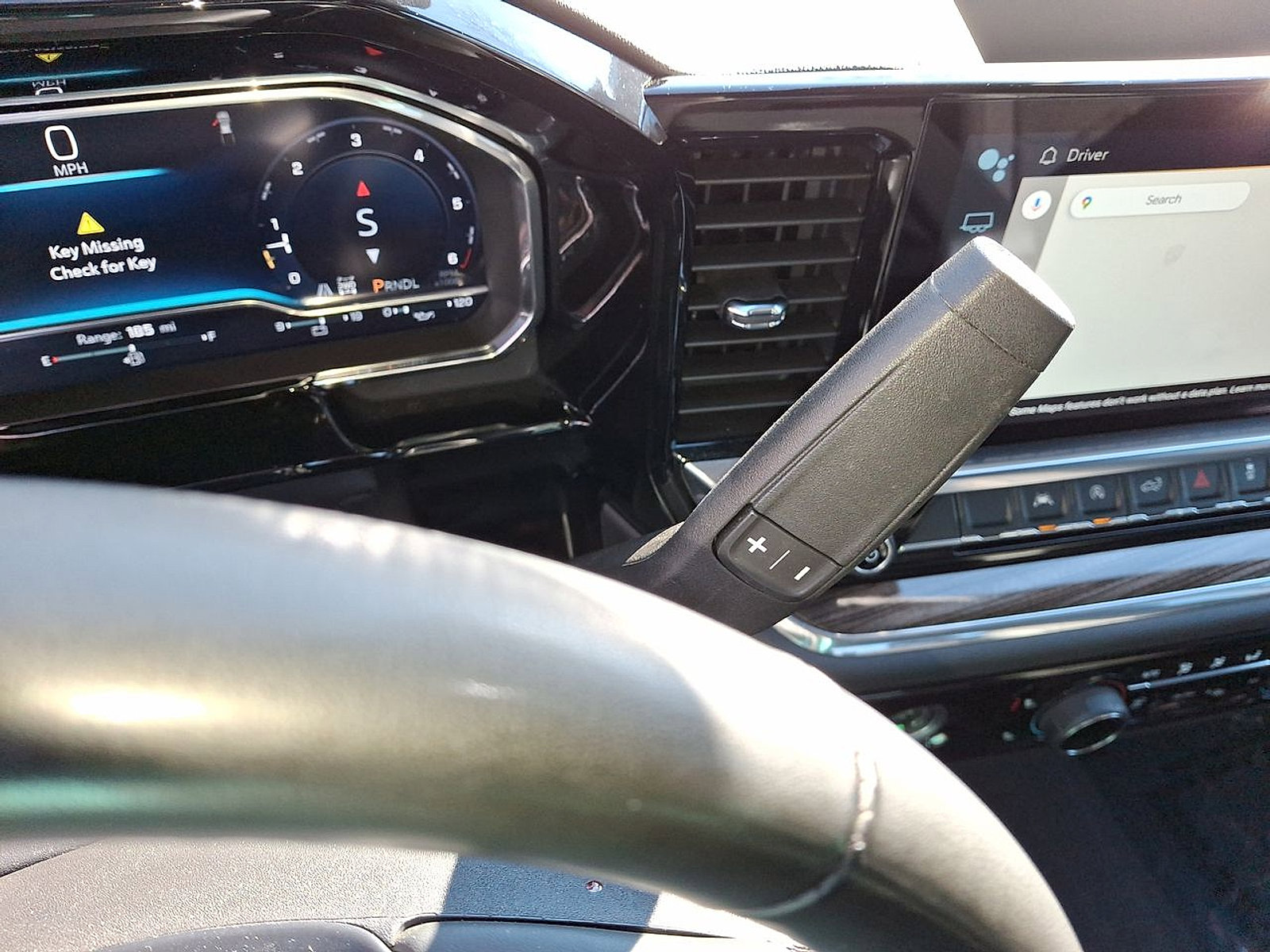 Used 2024 Chevrolet Silverado 1500 LT image 12