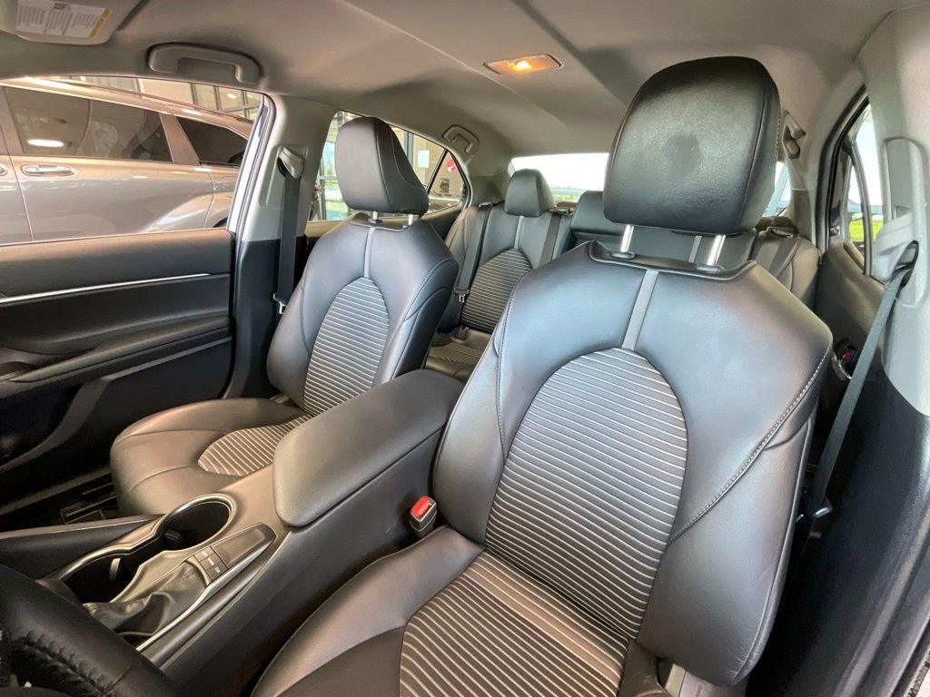 Certified 2024 Toyota Camry SE FWD image 9