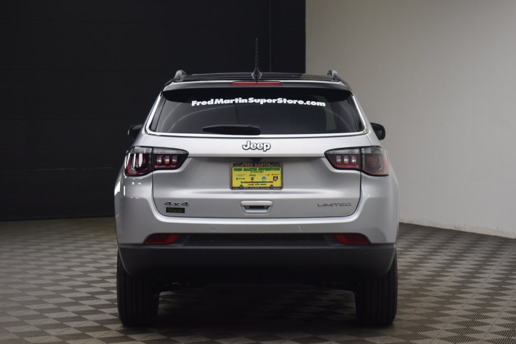 New 2026 Jeep Compass Limited w/ Sun, Sound & Navigation Group AWD/4WD image 10
