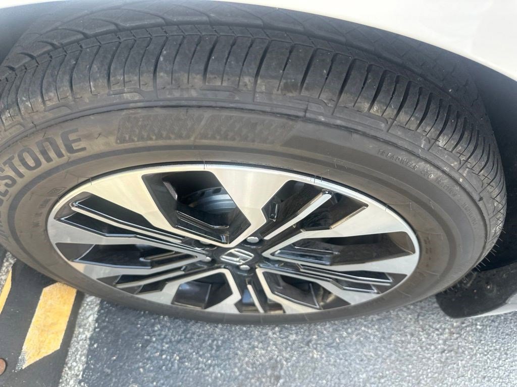 Used 2026 Honda Odyssey Elite image 11