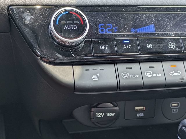 Used 2025 Hyundai Elantra SEL FWD image 29