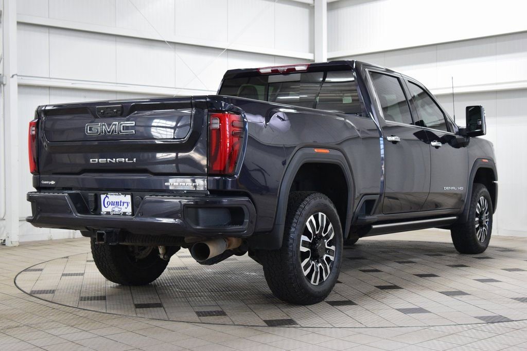 Used 2024 GMC Sierra 2500 Denali Ultimate image 8