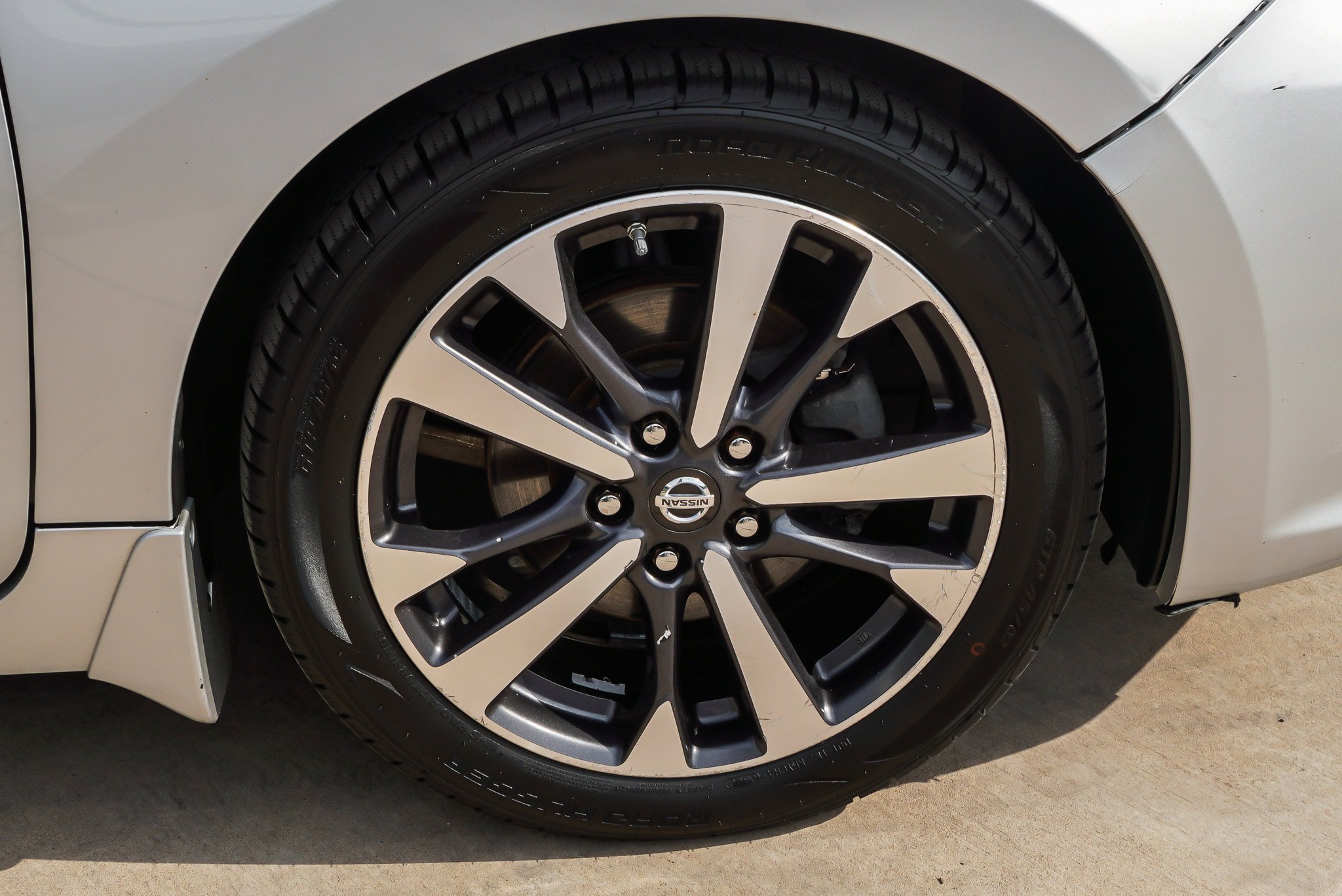 Used 2016 Nissan Altima 2.5 SR FWD image 10