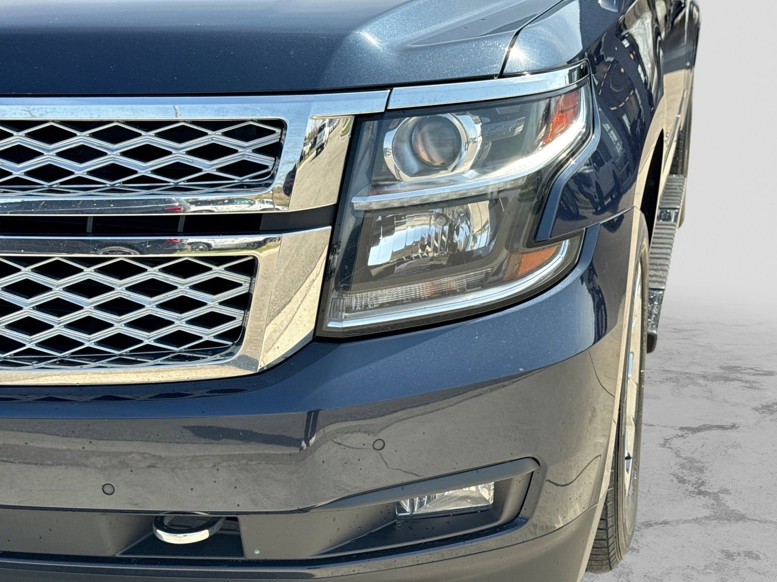 Used 2018 Chevrolet Tahoe LT w/ LT Signature Package AWD/4WD image 13