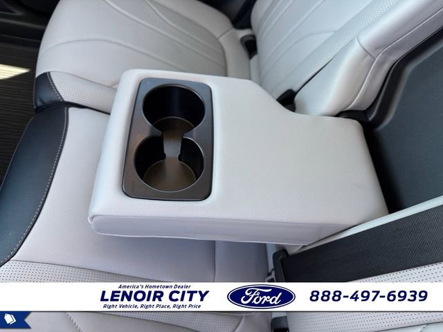 Used 2025 Ford Escape SE w/ PHEV Premium Package FWD image 14