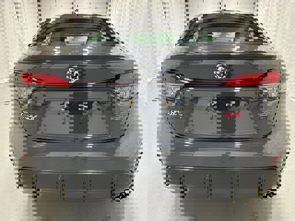 Used 2025 Toyota Corolla XSE image 6