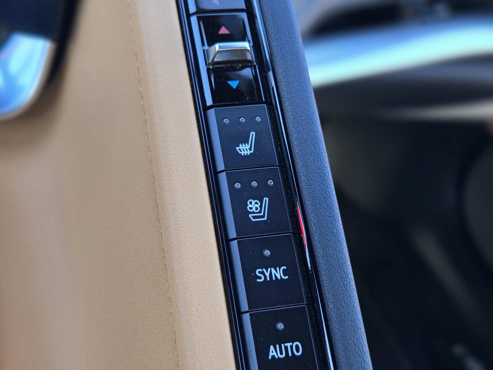 Used 2023 Chevrolet Corvette Z06 image 33