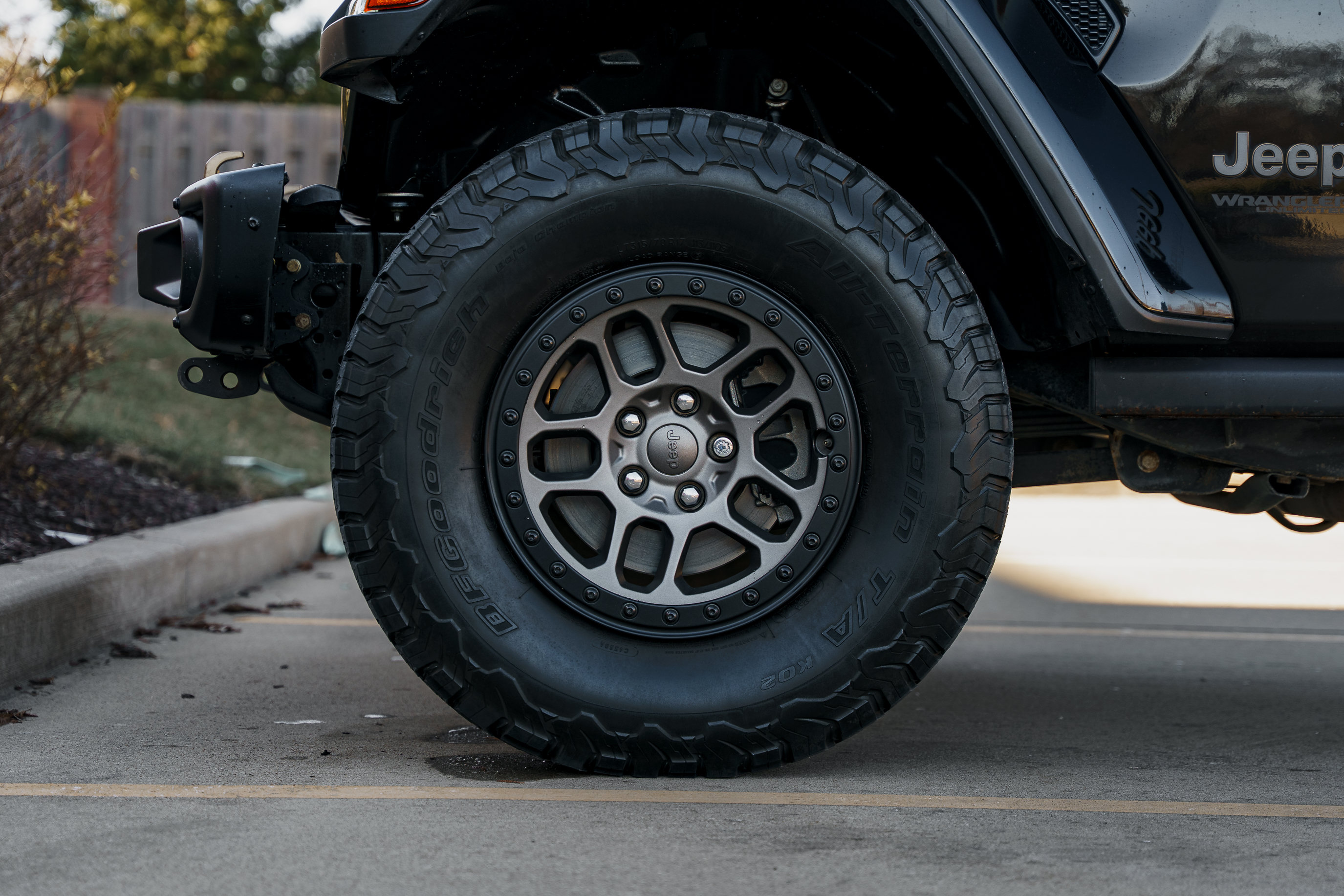 Used 2021 Jeep Wrangler Unlimited Rubicon w/ Xtreme Recon 35" Tire Package AWD/4WD image 28