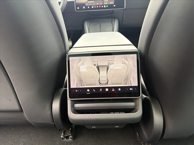 Used 2024 Tesla Model 3 Long Range AWD/4WD image 25