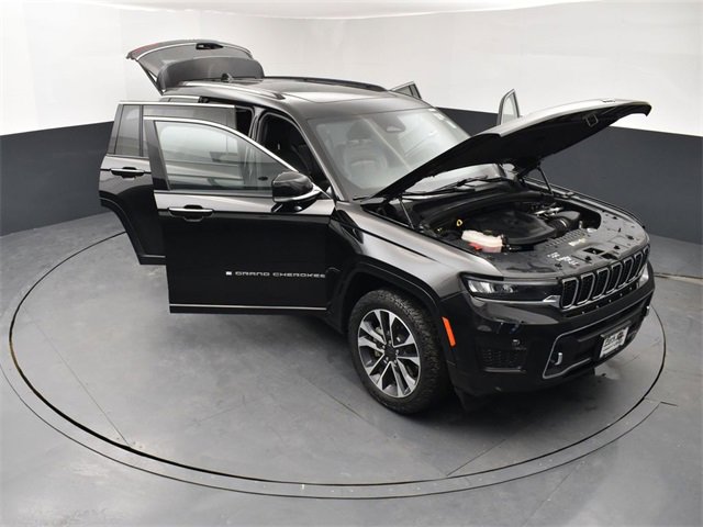 Used 2023 Jeep Grand Cherokee L Overland image 27