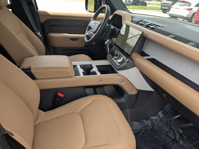 Used 2026 Land Rover Defender 110 S AWD/4WD image 24