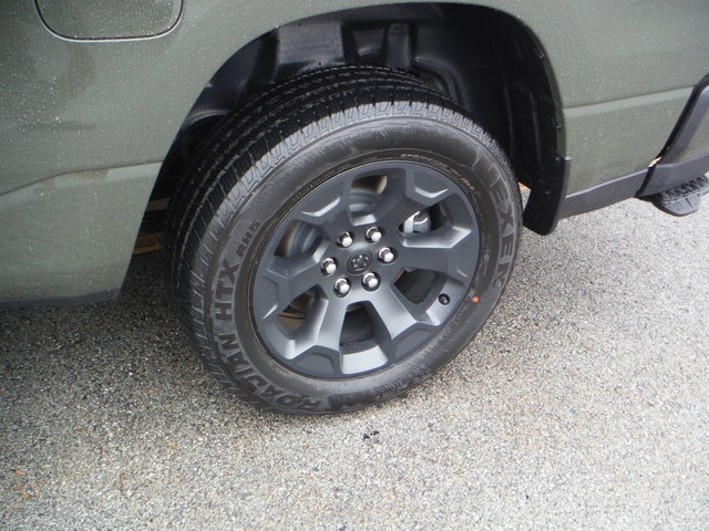 New 2026 RAM 1500 Express AWD/4WD image 7