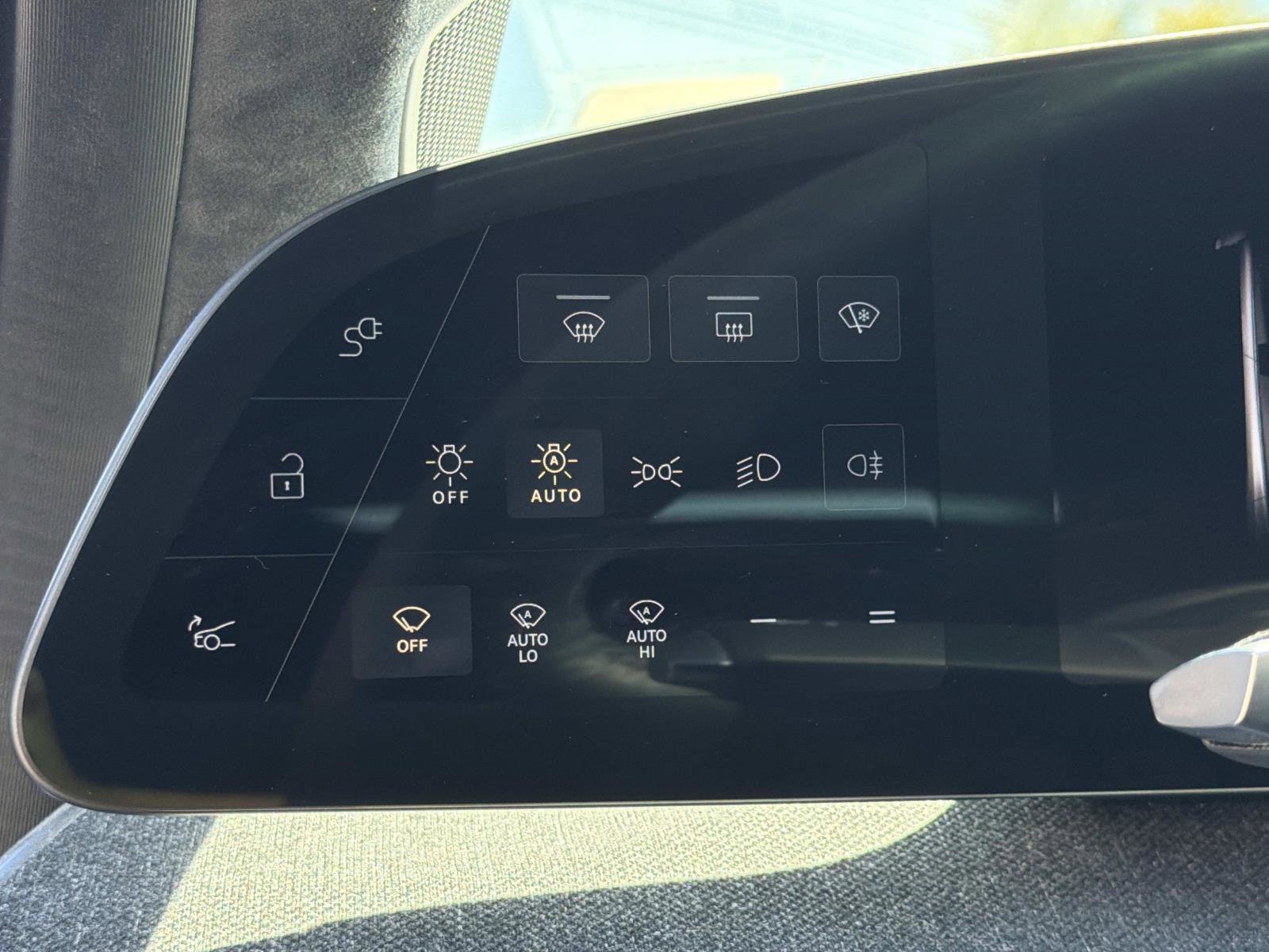 Used 2024 Lucid Air Touring AWD/4WD image 15